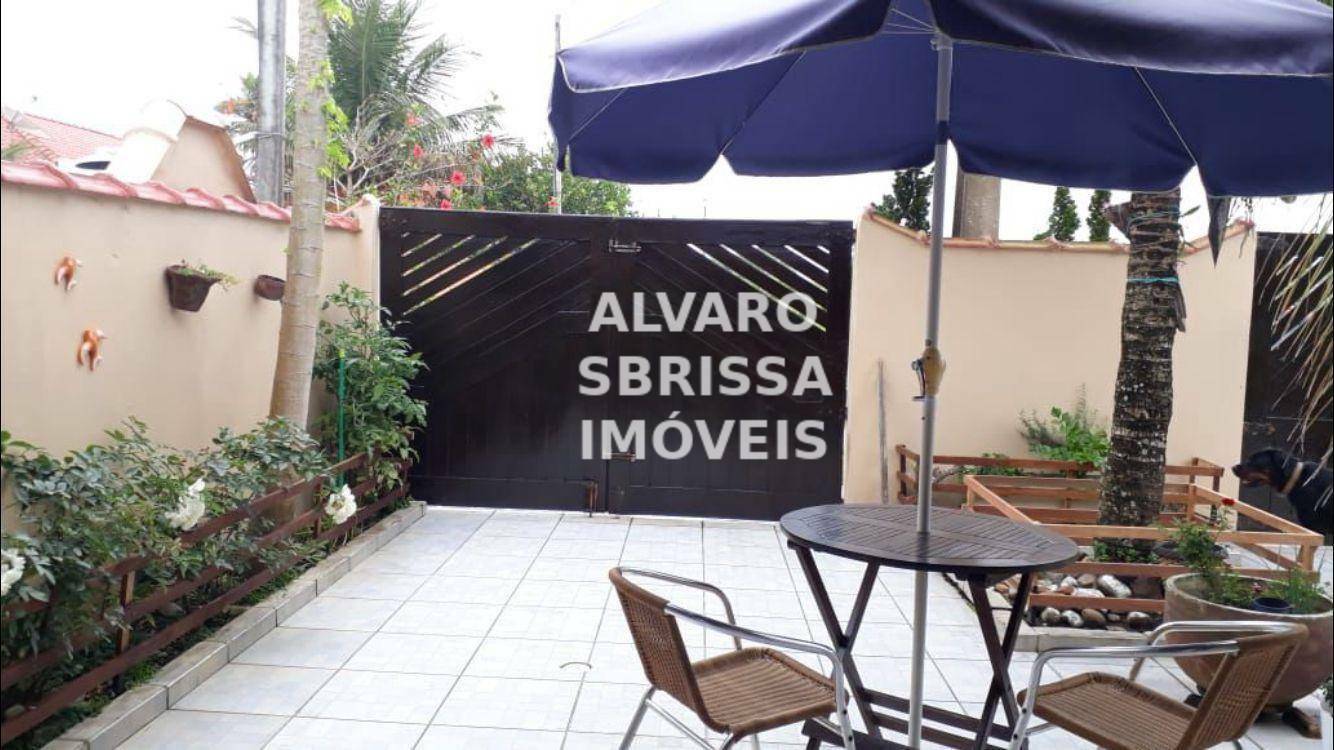 Casa à venda com 2 quartos, 100m² - Foto 2