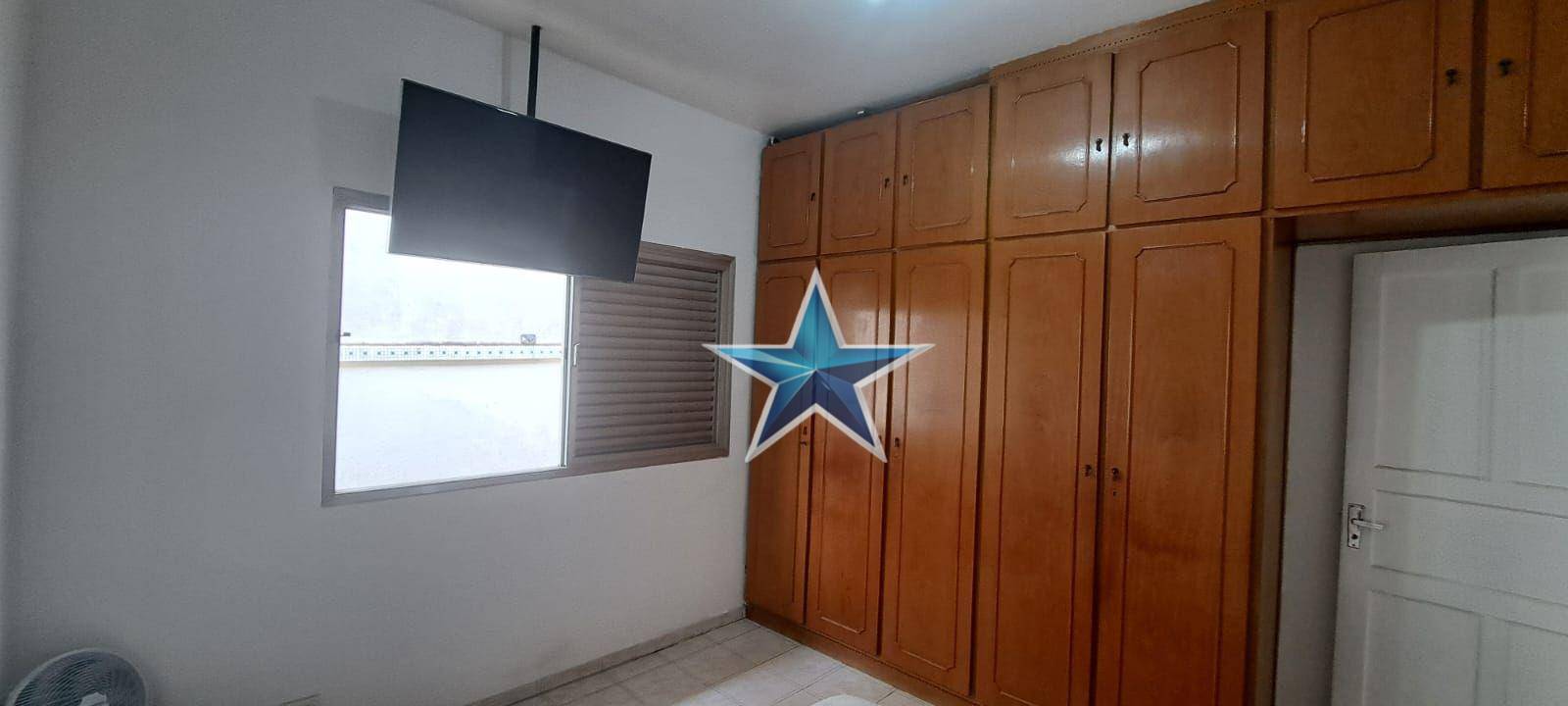 Casa à venda com 4 quartos, 180m² - Foto 8