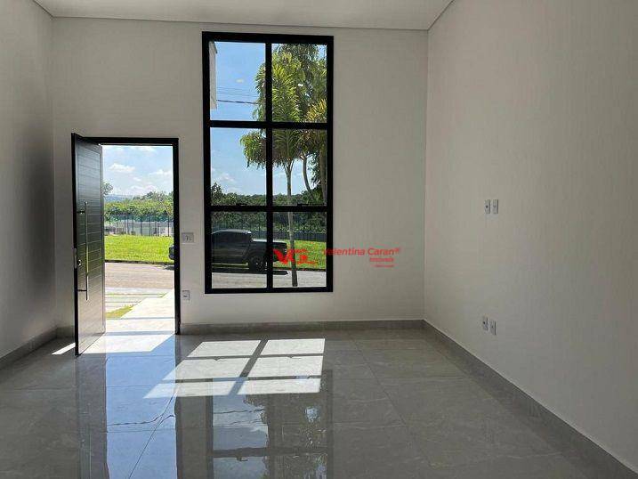 Casa de Condomínio à venda com 3 quartos, 200m² - Foto 2