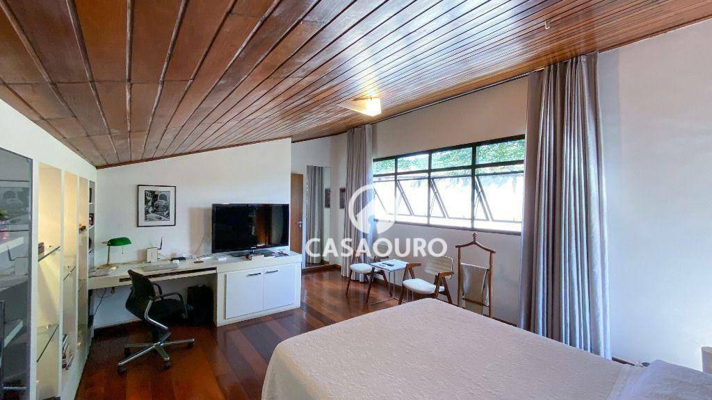 Casa de Condomínio à venda com 5 quartos, 590m² - Foto 17