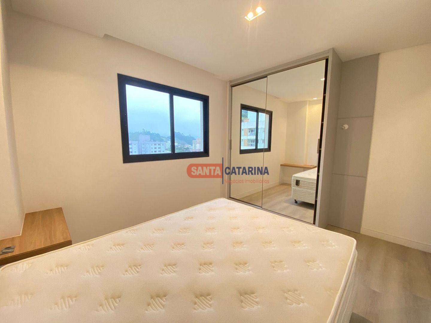 Apartamento à venda e aluguel com 2 quartos, 75m² - Foto 15