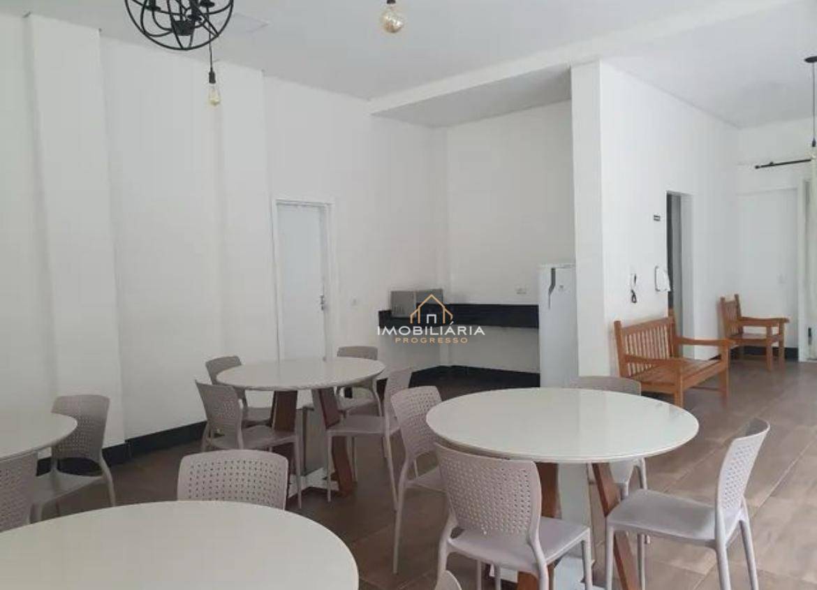 Apartamento à venda com 3 quartos, 137m² - Foto 18