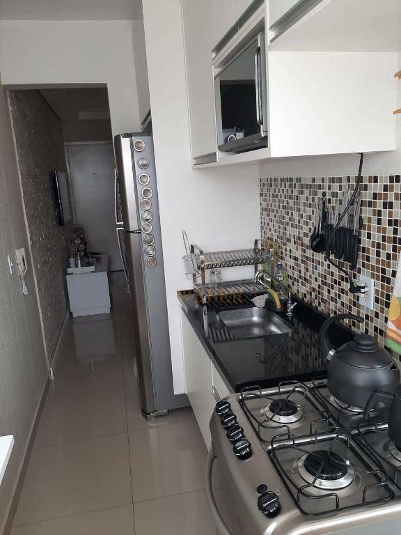 Apartamento à venda com 2 quartos, 42m² - Foto 11