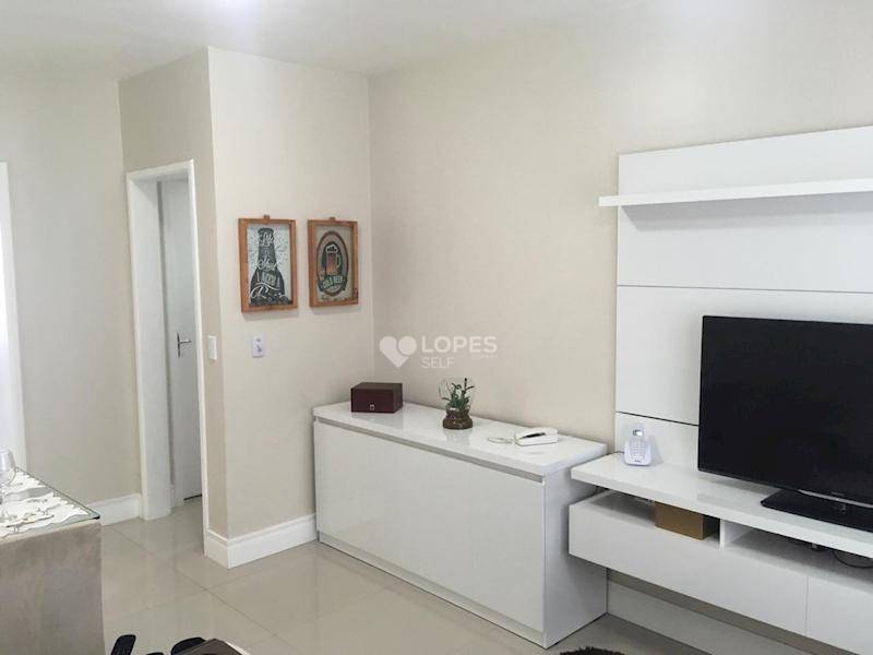 Apartamento à venda com 2 quartos, 58m² - Foto 2