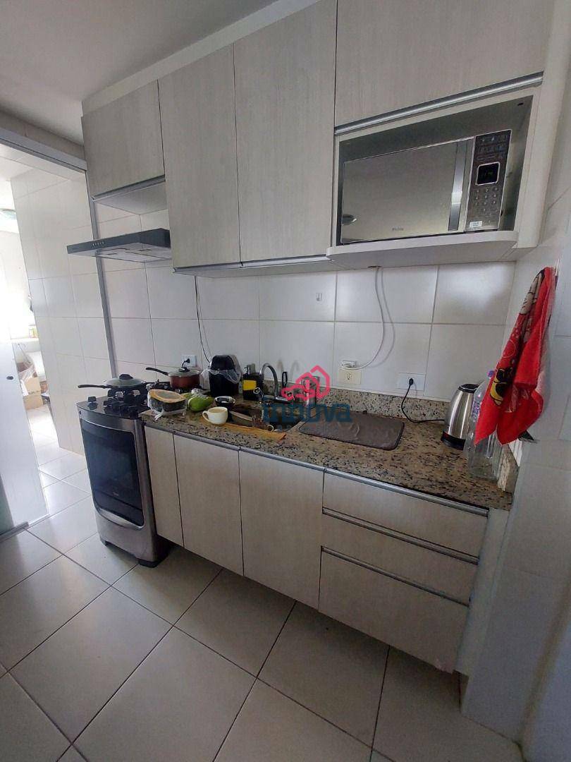 Apartamento à venda com 2 quartos, 65m² - Foto 8