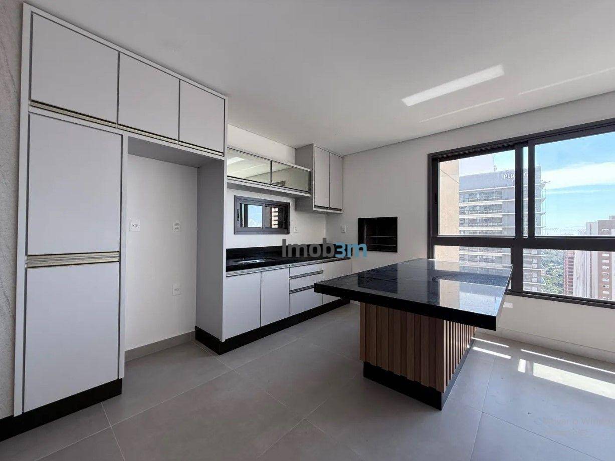 Apartamento para alugar com 3 quartos, 137m² - Foto 4