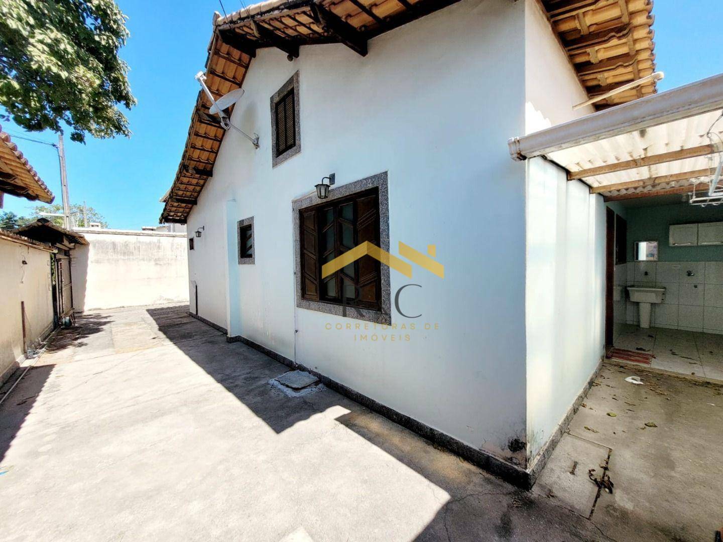 Casa à venda com 2 quartos, 68m² - Foto 2