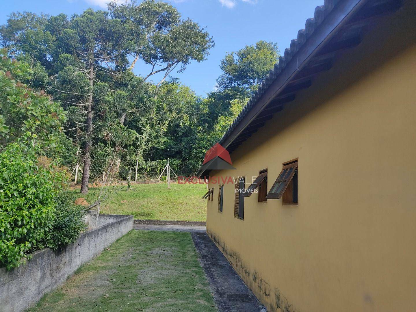 Chácara à venda com 6 quartos, 350m² - Foto 16