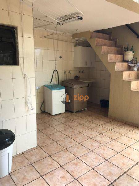 Sobrado à venda com 3 quartos, 320m² - Foto 5