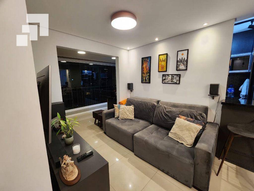 Apartamento à venda com 2 quartos, 56m² - Foto 1