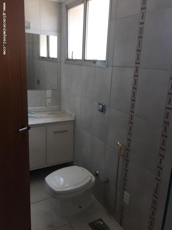 Apartamento à venda com 4 quartos, 204m² - Foto 19