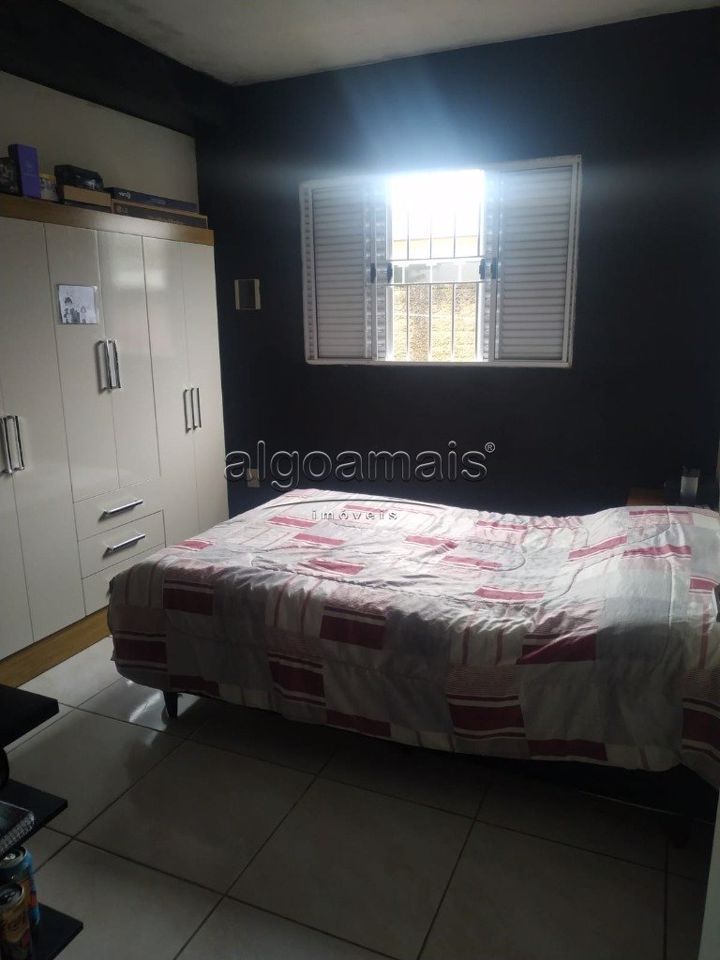 Casa à venda com 3 quartos, 180m² - Foto 17