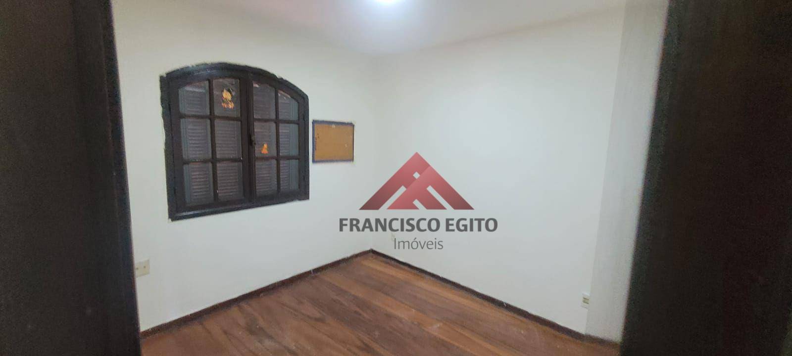 Casa à venda com 3 quartos, 100m² - Foto 14