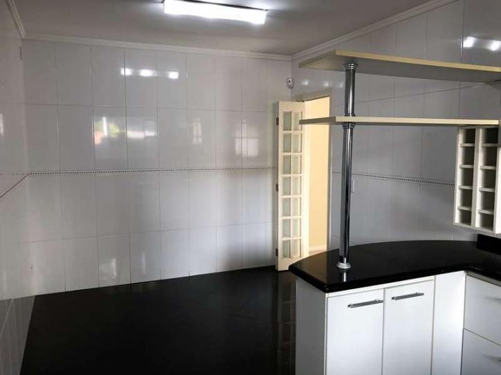 Sobrado à venda com 3 quartos, 330m² - Foto 11