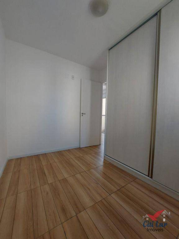 Apartamento à venda com 2 quartos, 45m² - Foto 17