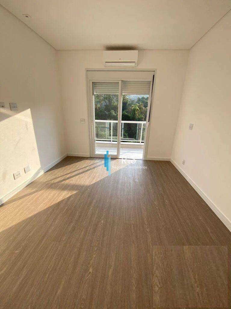 Casa à venda com 6 quartos, 380m² - Foto 14