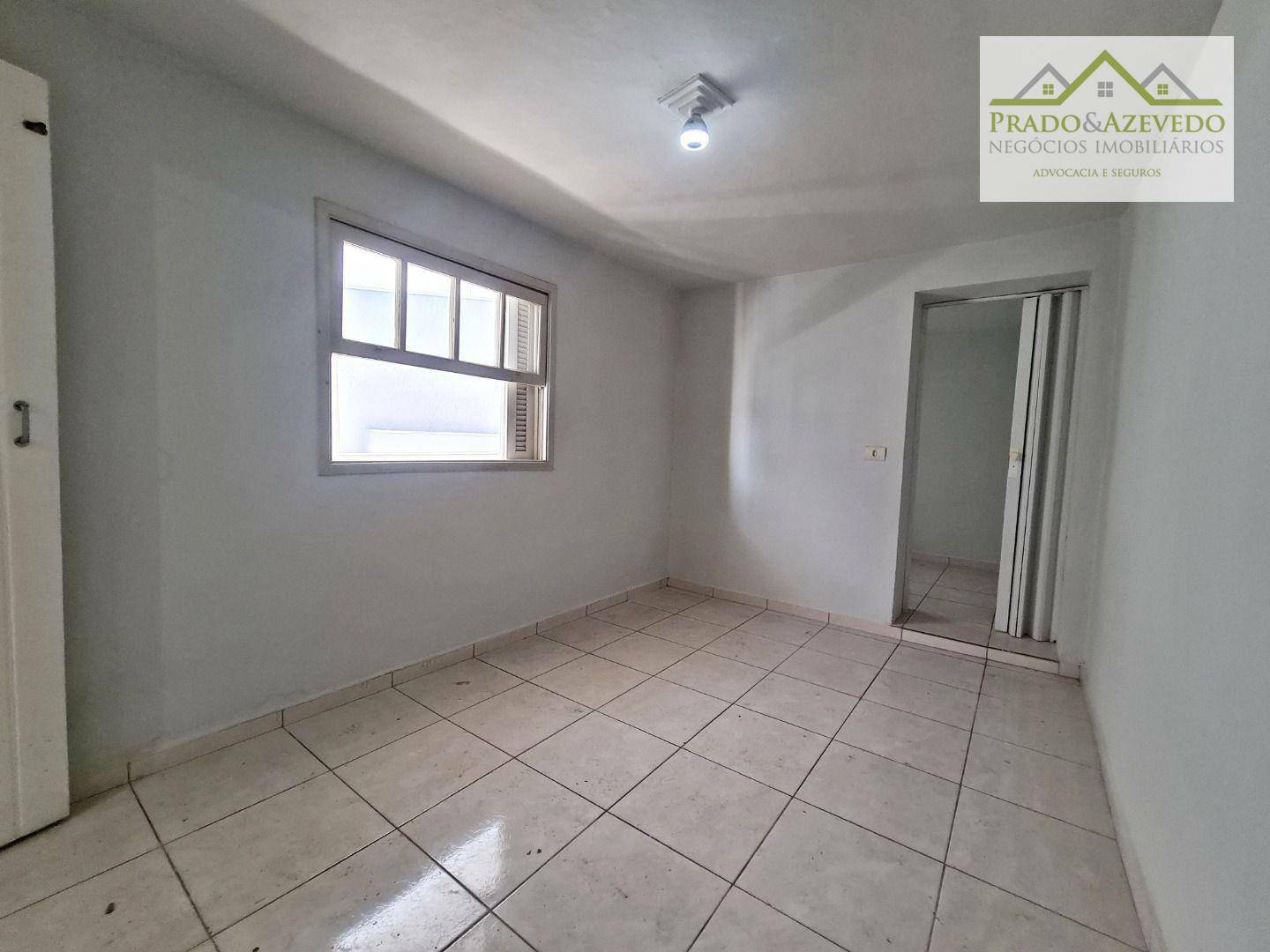 Casa para alugar com 1 quarto, 40m² - Foto 1