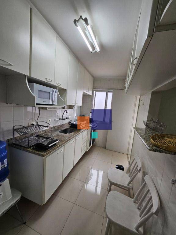 Apartamento à venda com 2 quartos, 64m² - Foto 12