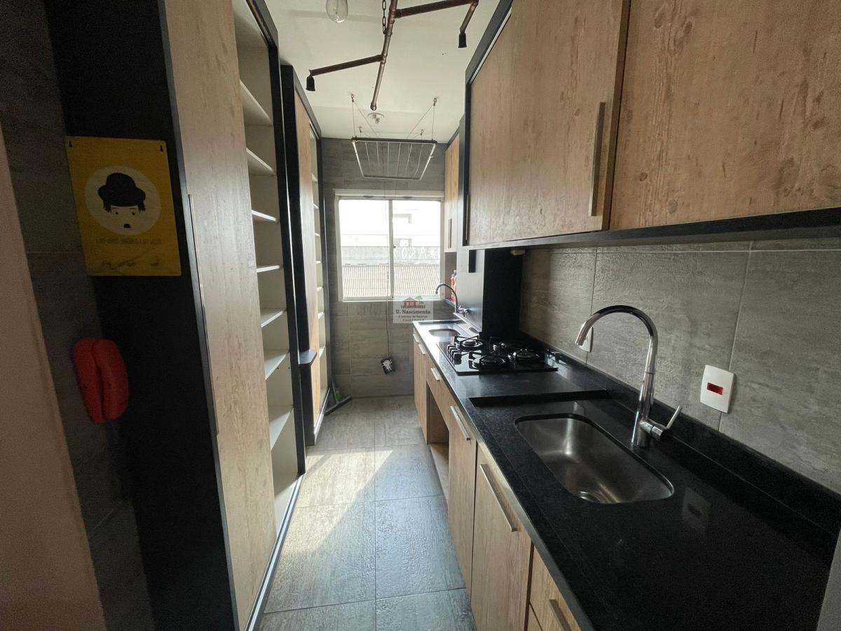 Apartamento à venda com 2 quartos, 55m² - Foto 2