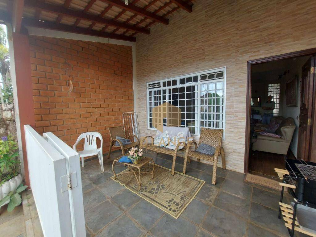 Casa à venda com 3 quartos, 267m² - Foto 15