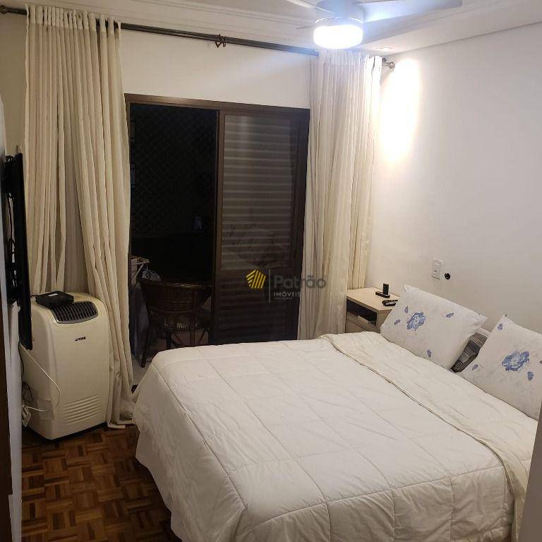 Apartamento à venda com 3 quartos, 105m² - Foto 8