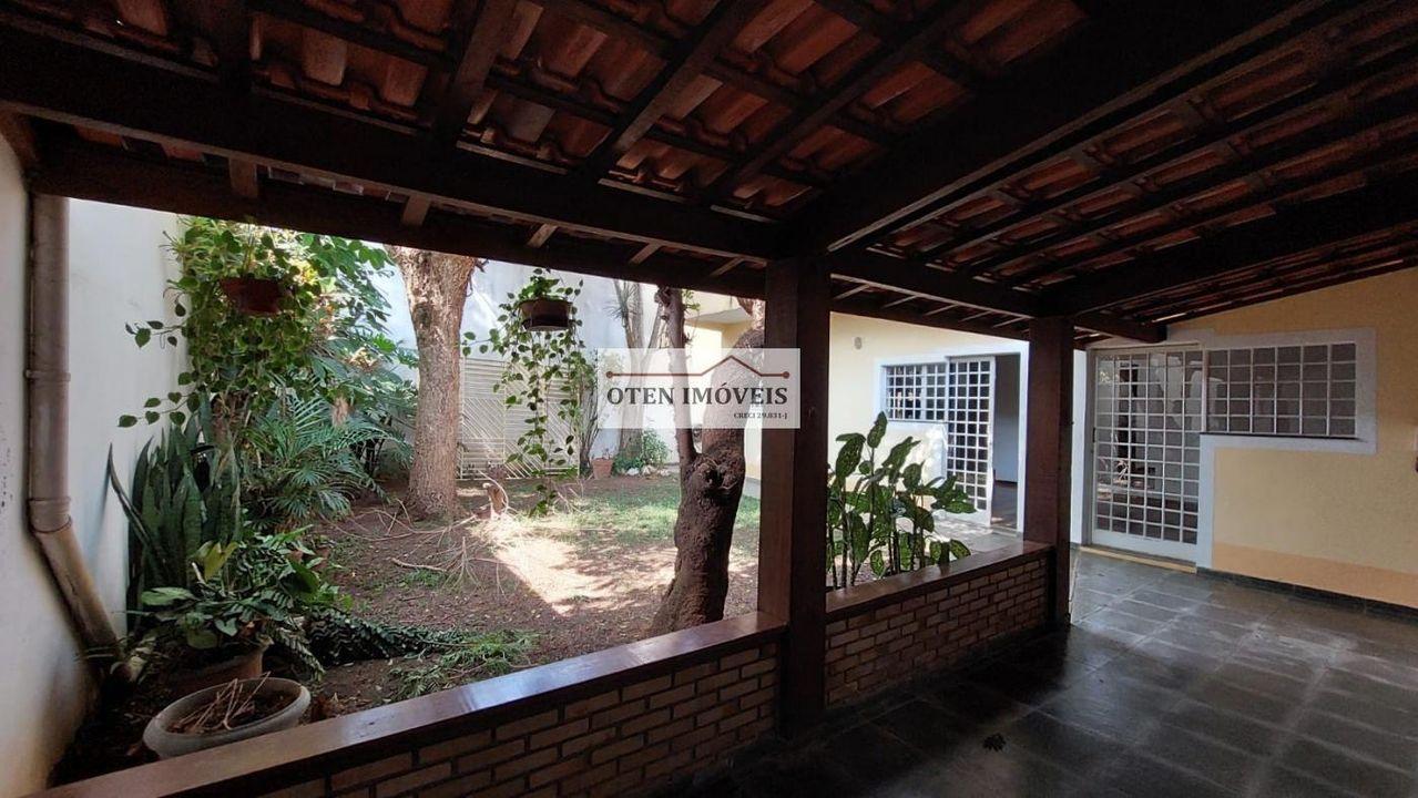 Casa à venda com 3 quartos, 220m² - Foto 30