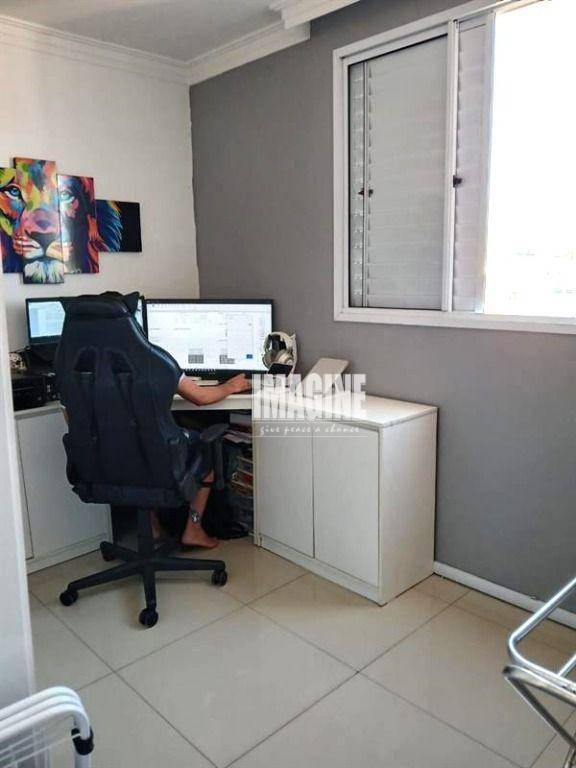 Apartamento à venda com 2 quartos, 61m² - Foto 14