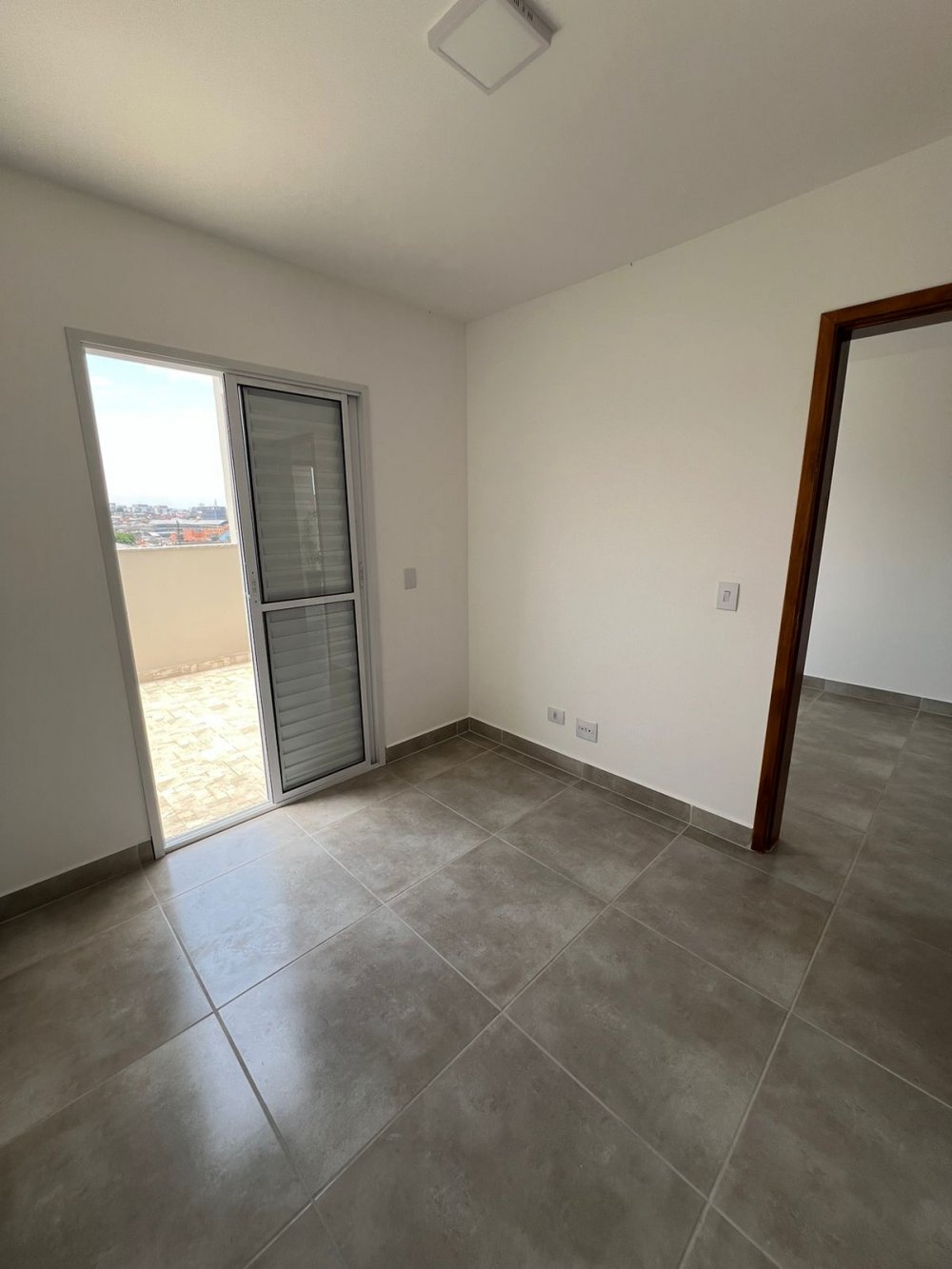 Apartamento à venda com 1 quarto, 41m² - Foto 4