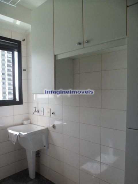 Apartamento à venda com 3 quartos, 147m² - Foto 8