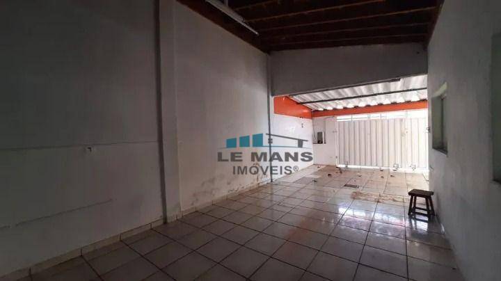 Casa à venda com 4 quartos, 196m² - Foto 4