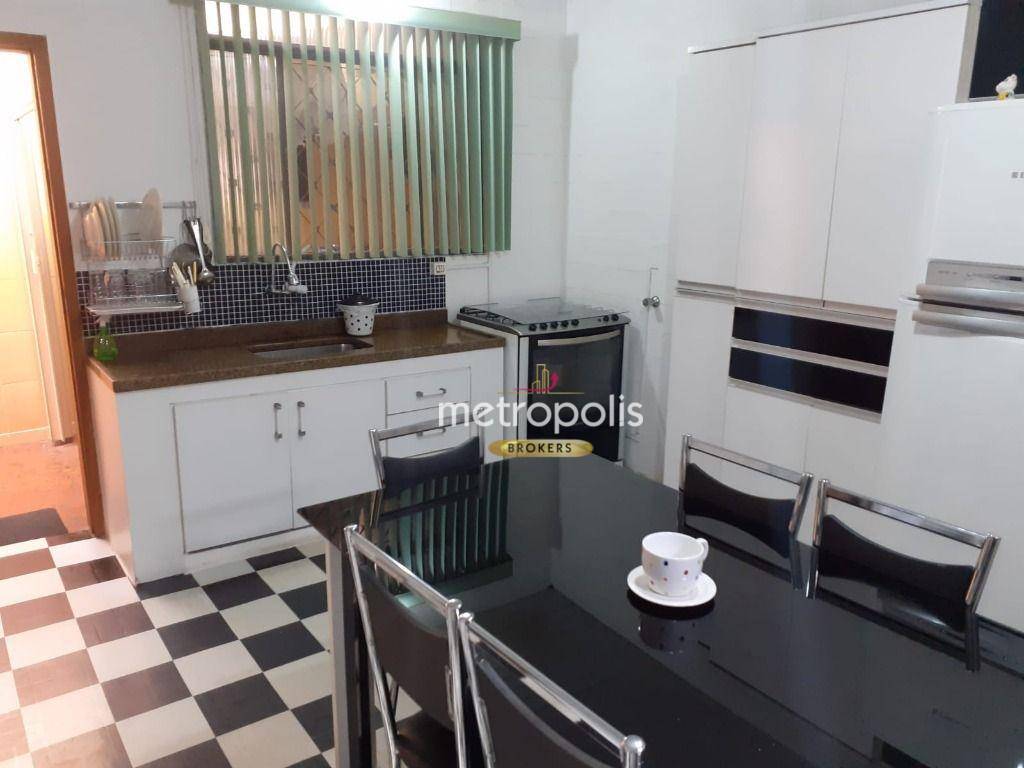 Casa à venda com 3 quartos, 194m² - Foto 3