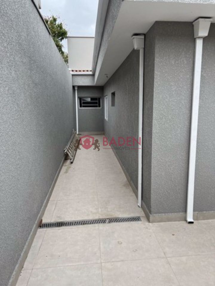 Casa à venda com 4 quartos, 300m² - Foto 6