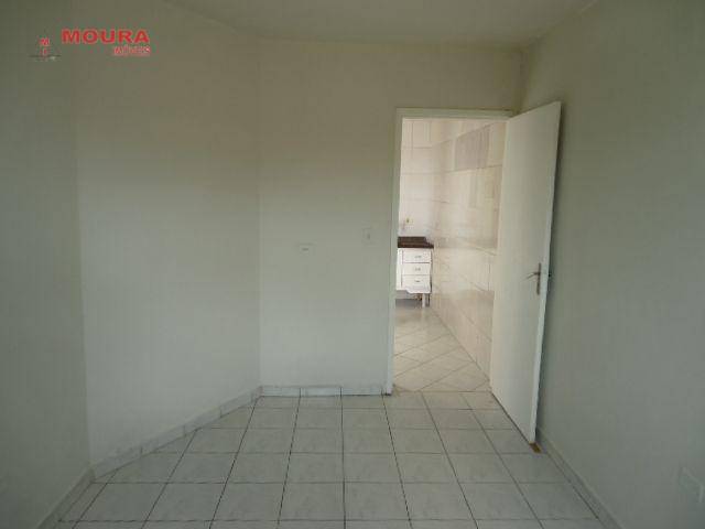 Casa para alugar com 1 quarto, 40m² - Foto 8