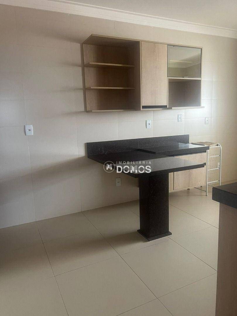 Apartamento à venda com 3 quartos, 170m² - Foto 23