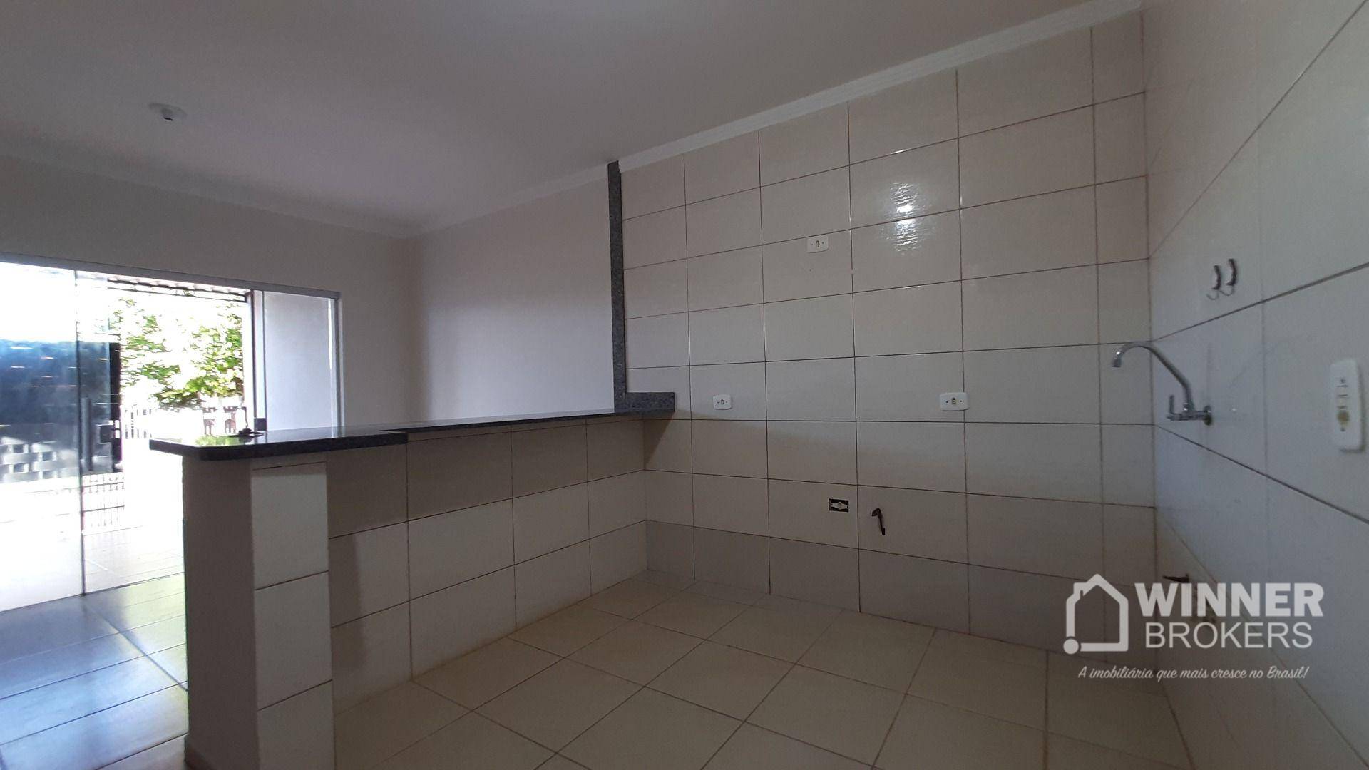 Casa à venda com 3 quartos, 75m² - Foto 3