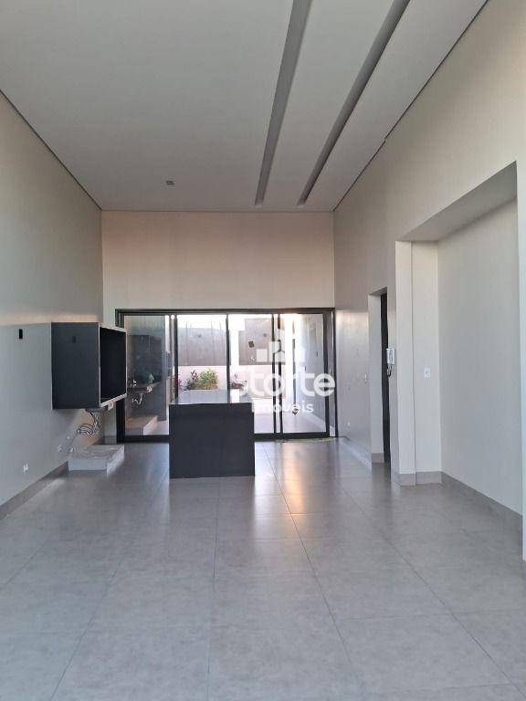 Casa à venda com 3 quartos, 171m² - Foto 5