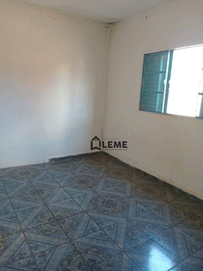 Casa à venda com 3 quartos, 120m² - Foto 10