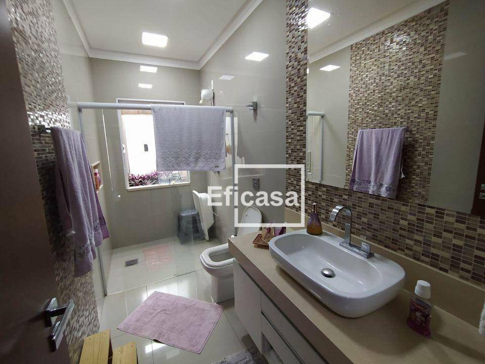 Casa à venda com 4 quartos, 330m² - Foto 5