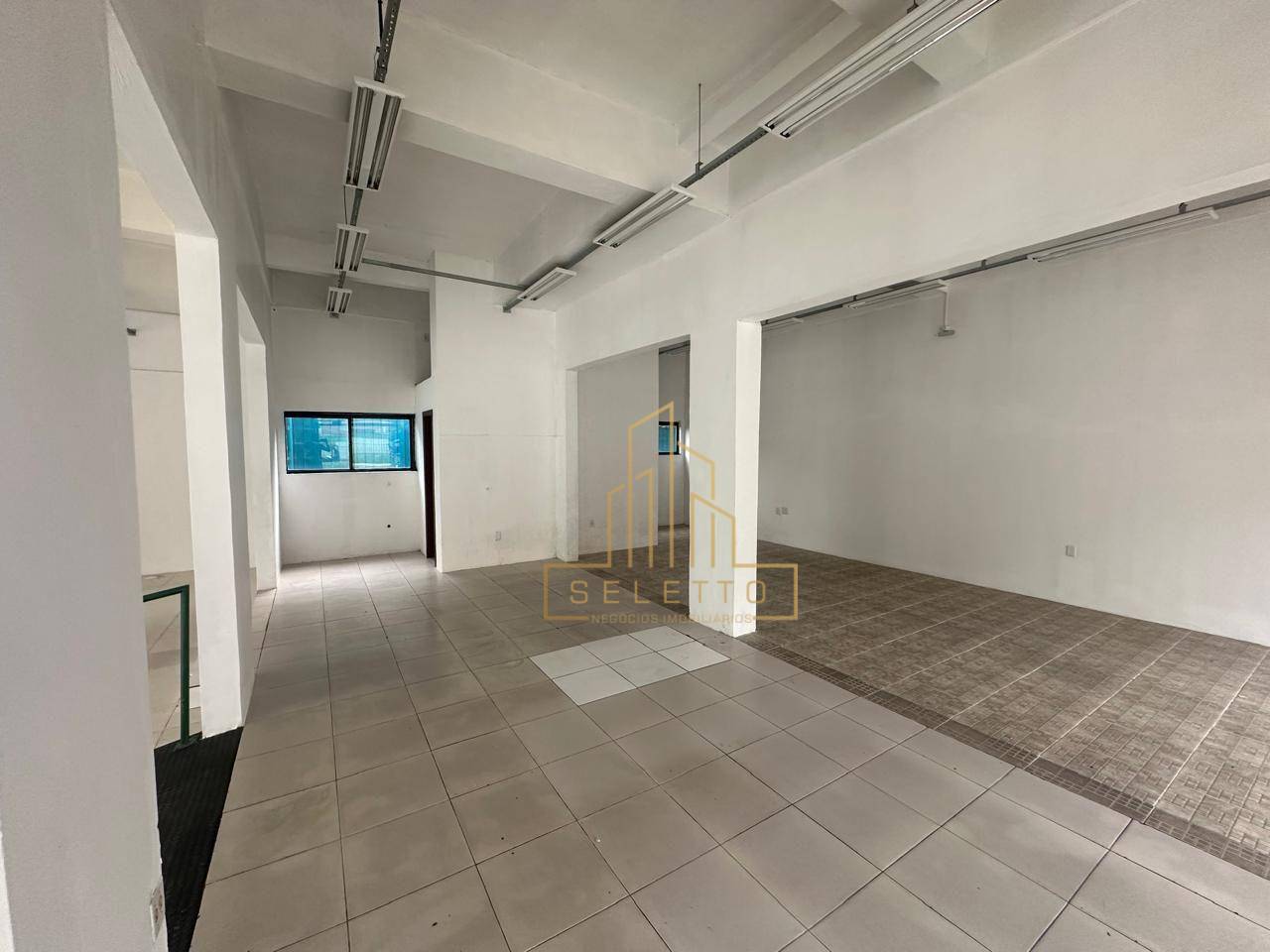 Loja-Salão para alugar, 123m² - Foto 3