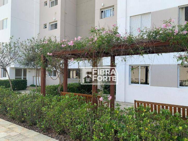 Apartamento à venda com 3 quartos, 80m² - Foto 2