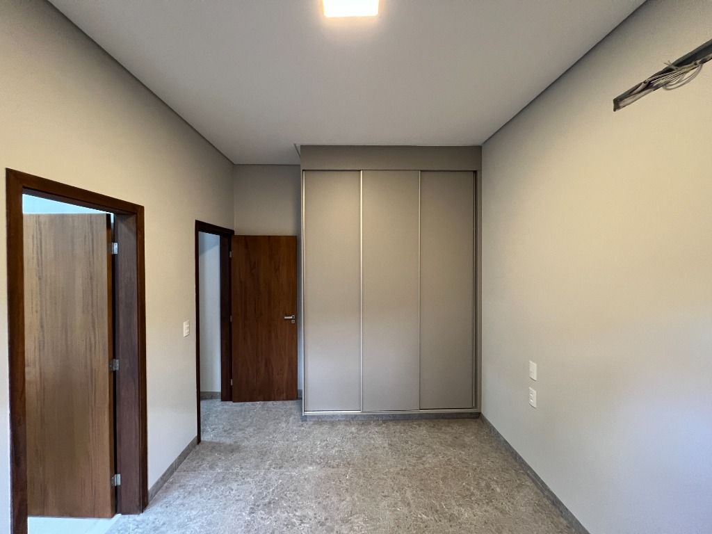 Casa de Condomínio à venda com 3 quartos, 211m² - Foto 21