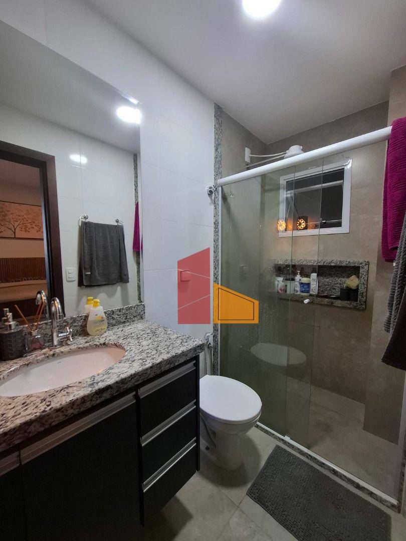 Apartamento à venda com 2 quartos, 70m² - Foto 10