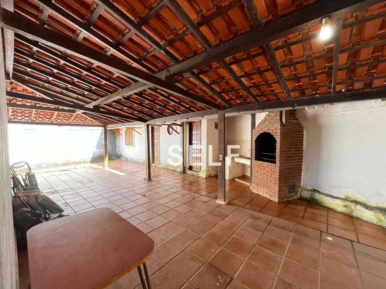 Casa à venda com 4 quartos, 101m² - Foto 7