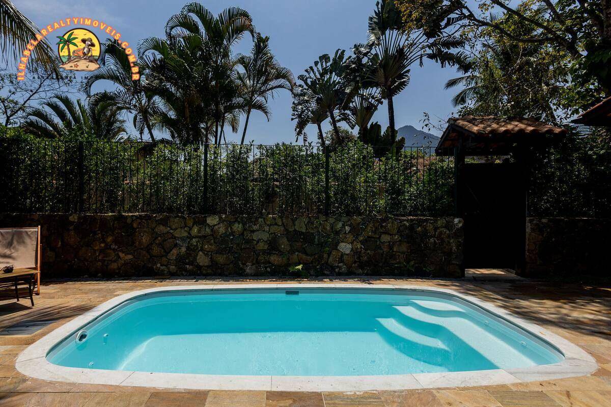 Casa à venda com 4 quartos, 184m² - Foto 2
