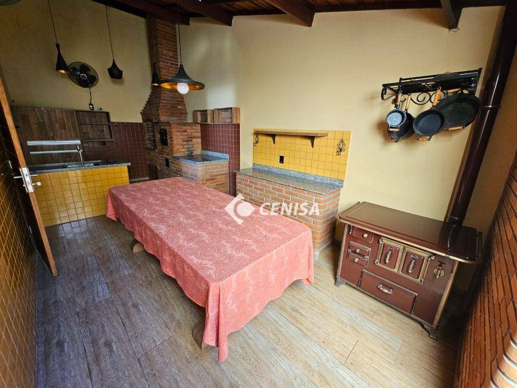 Casa à venda com 3 quartos, 185m² - Foto 10