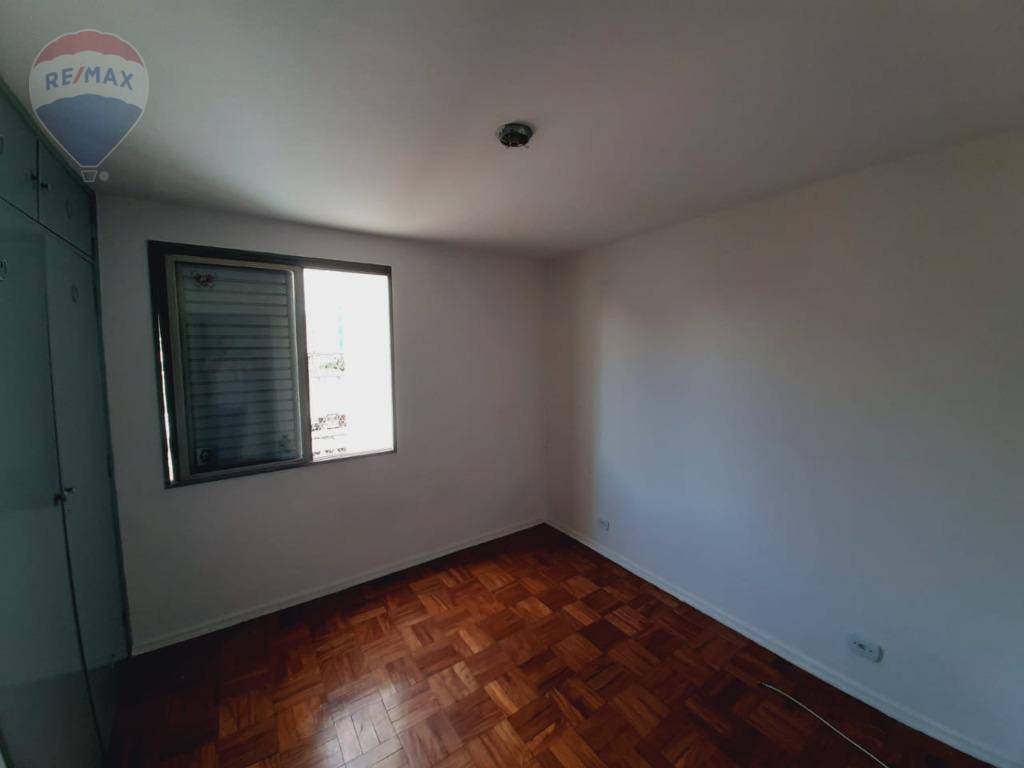 Apartamento para alugar com 2 quartos, 90m² - Foto 11