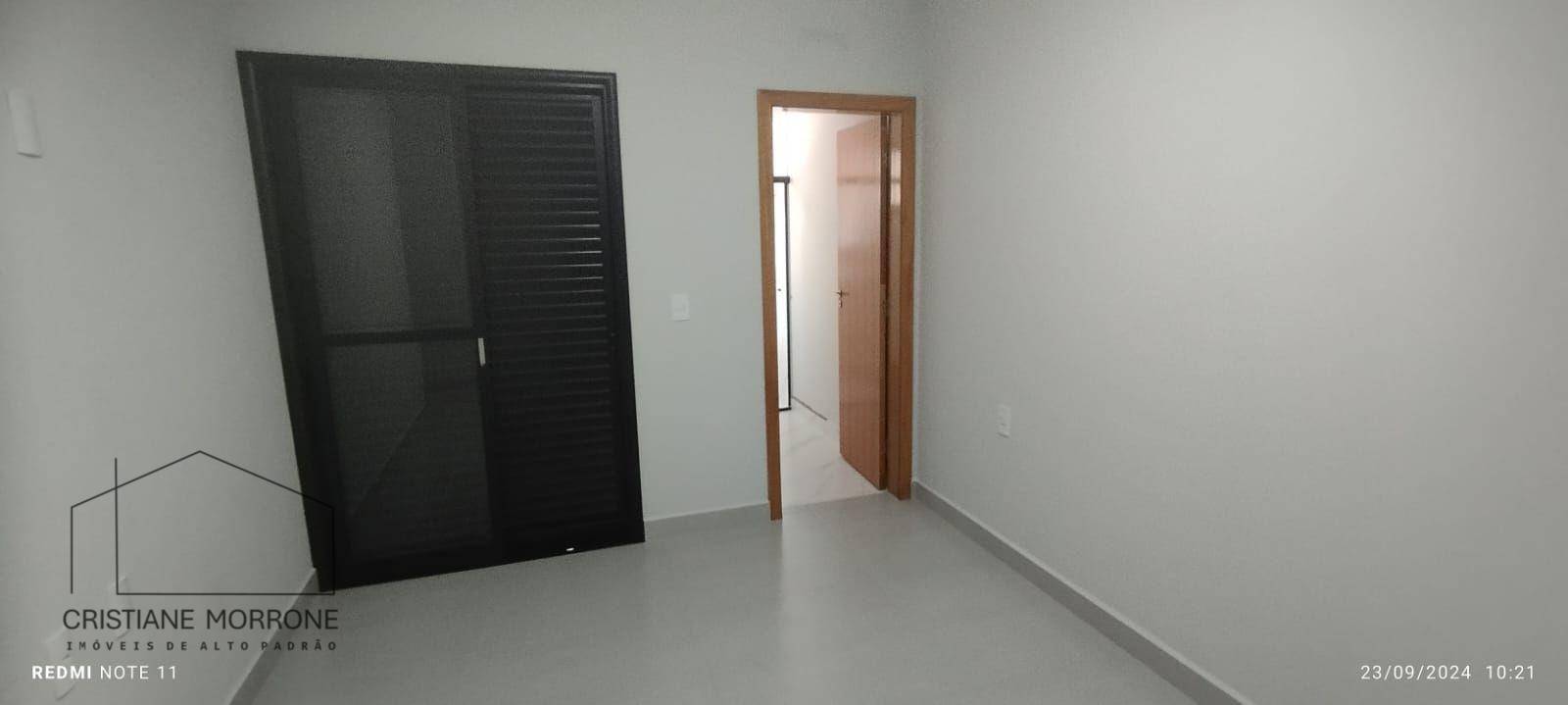 Casa à venda com 3 quartos, 105m² - Foto 14