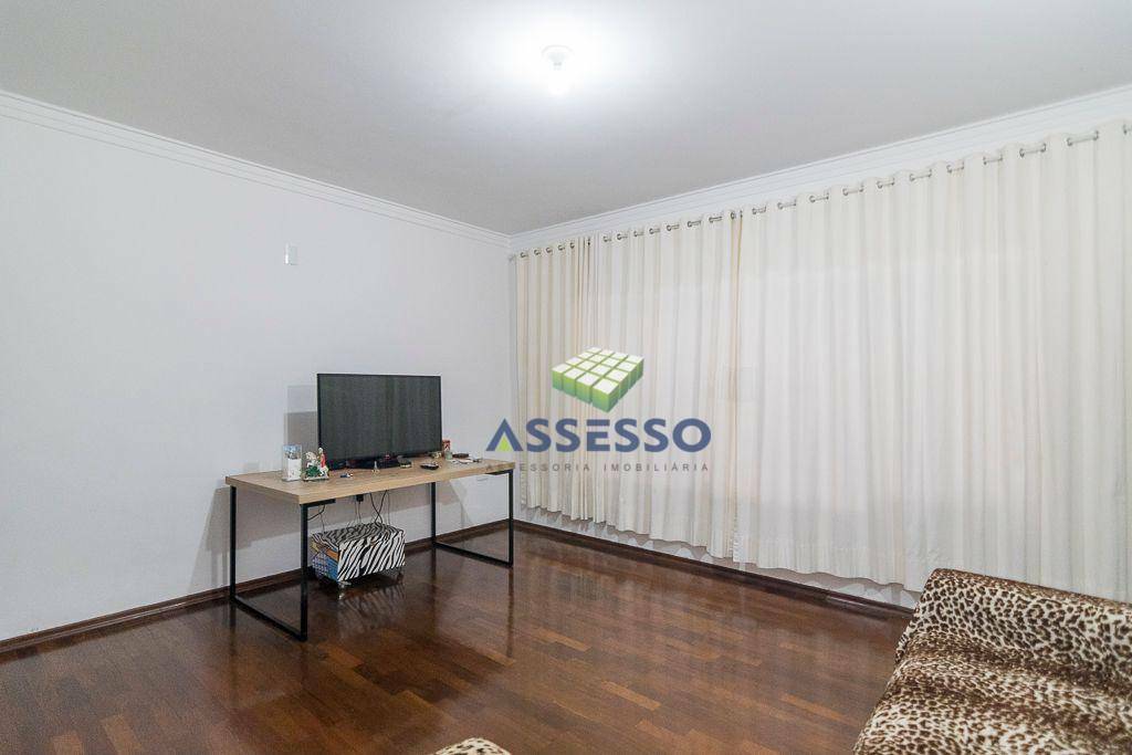 Casa à venda com 3 quartos, 162m² - Foto 6