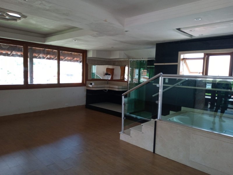 Apartamento à venda com 3 quartos, 200m² - Foto 19