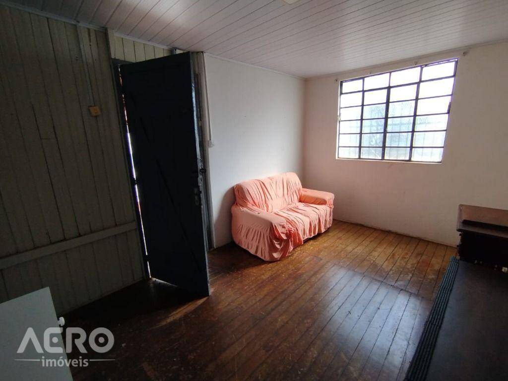 Casa para alugar com 2 quartos, 110m² - Foto 2